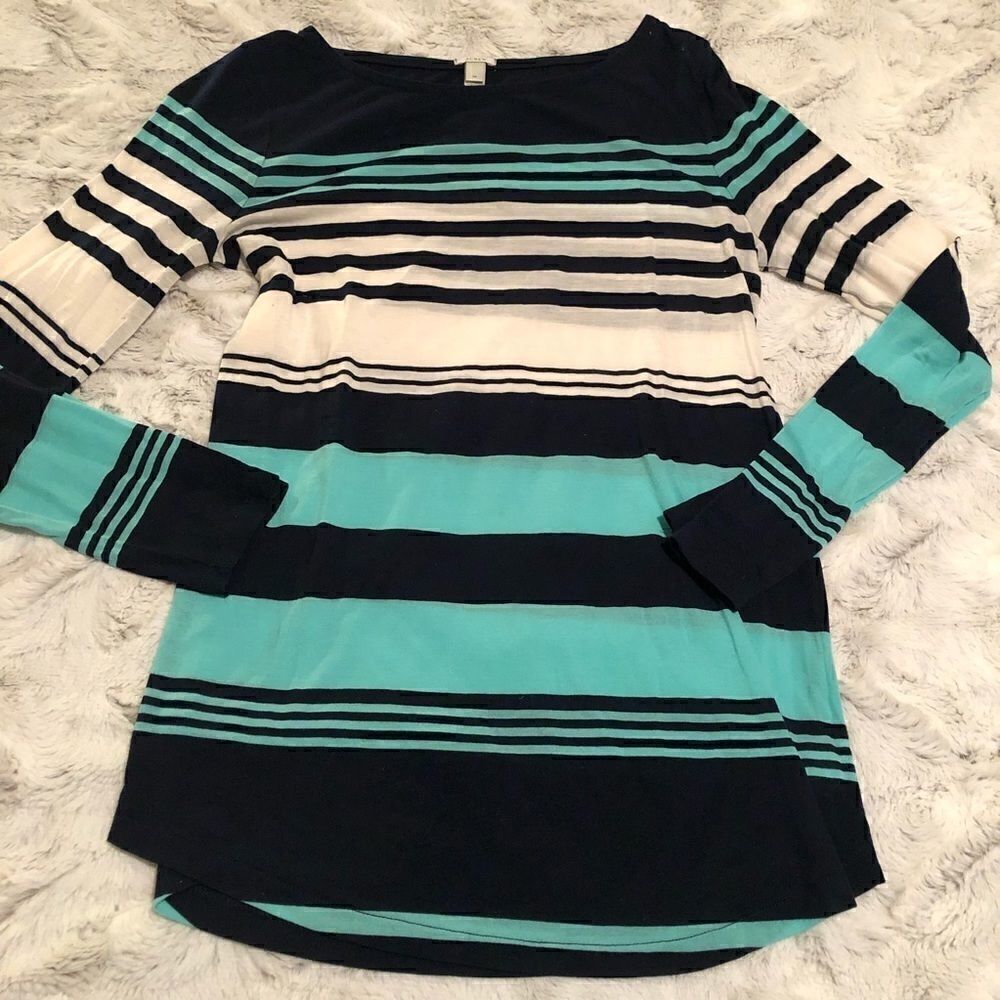 𝅺j. Crew lightweight long sleeve tee size XS